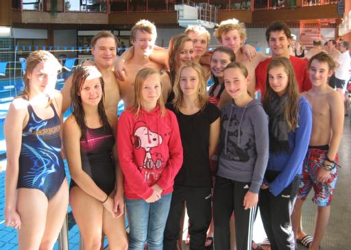 ASG-Mannschaft beim Deutschen Mannschaftswettbewerb Schwimmen der Jugend (DMS-J)