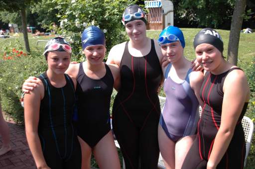 ASG-Schwimmerinnen beim 23. Heinz-Lenfert-Pokalschwimmen