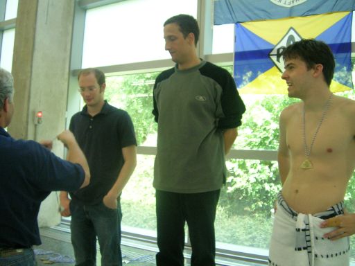 Siegerehrung für ASG Masters Schwimmer Dennis Drüggemöller bei der den NRW Masters-Meisterschaften "Kurze Strecken"