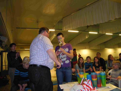 Die Ehrung zum "Schwimmer des Jahres 2011" fand dieses Mal in der überdachten Halle im Freibad statt