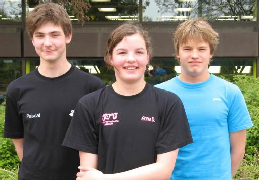 ASG-Schwimmer Pascal Grewer, Anna Dortmann und Jonas Leifeld bei den NRW-Jahrgangs-Meisterschaften