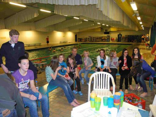 Die Ehrung zum "Schwimmer des Jahres 2011" fand dieses Mal in der überdachten Halle im Freibad statt