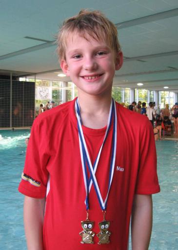 ASG-Nachwuchsschwimmer Max Neufeld