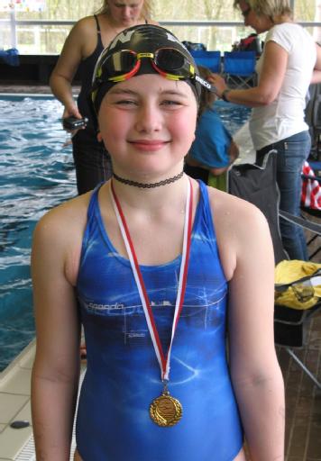 ASG-Schwimmerin Theresa Fiehe beim 33. Nachwuchsschwimmen