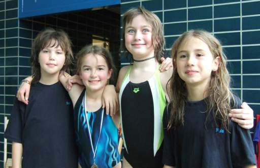 ASG-Staffel beim 29. Minischwimmfest