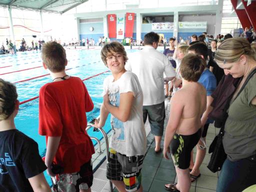 Beim 5. Sparkassen-Cup nahmen zum Großteil Schwimmer der zweiten und dritten ASG-Wettkampfmannschaft teil